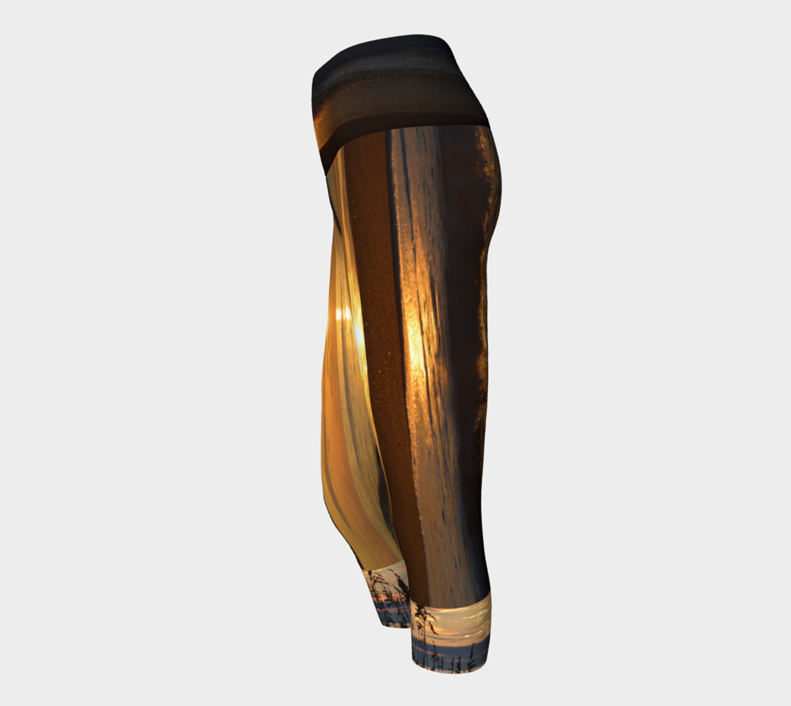 OBX Skies Yoga Capris preview #2