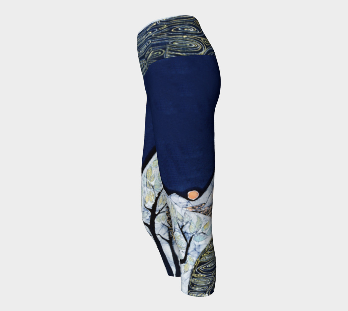 Lothlorien Yoga Capris preview #2