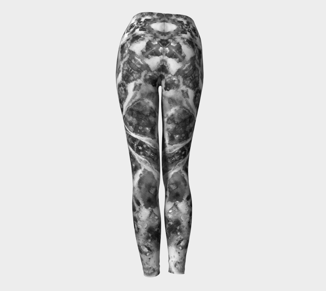 Marble Cross Medallion - Black & White II Yoga Leggings preview #4