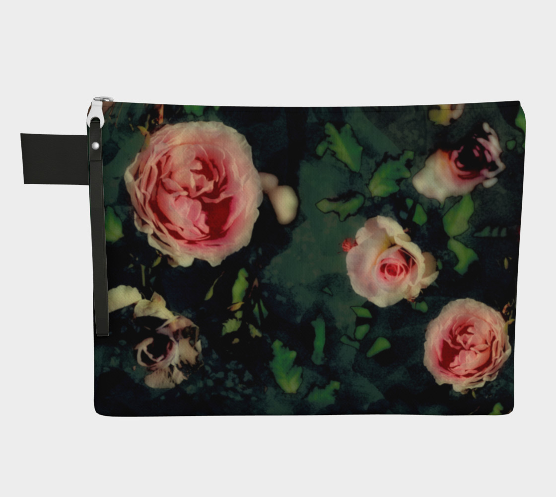 Aperçu de Big Pink Roses on Dark Green Mottled Background #1