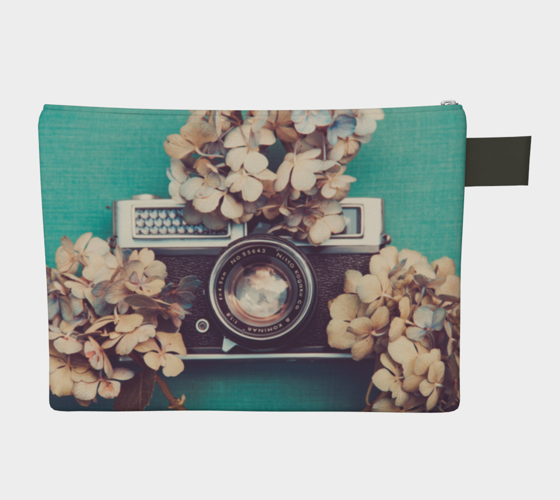 Camera & Hydrangea preview #2