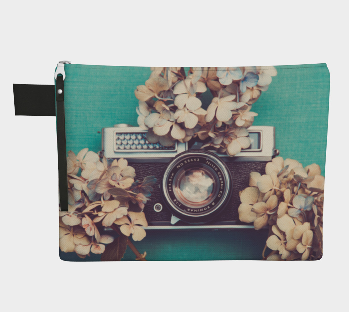 Camera & Hydrangea preview #1