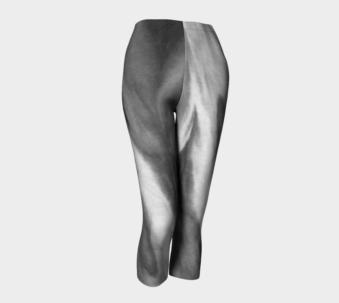 Black and White Chevron Capri preview #1