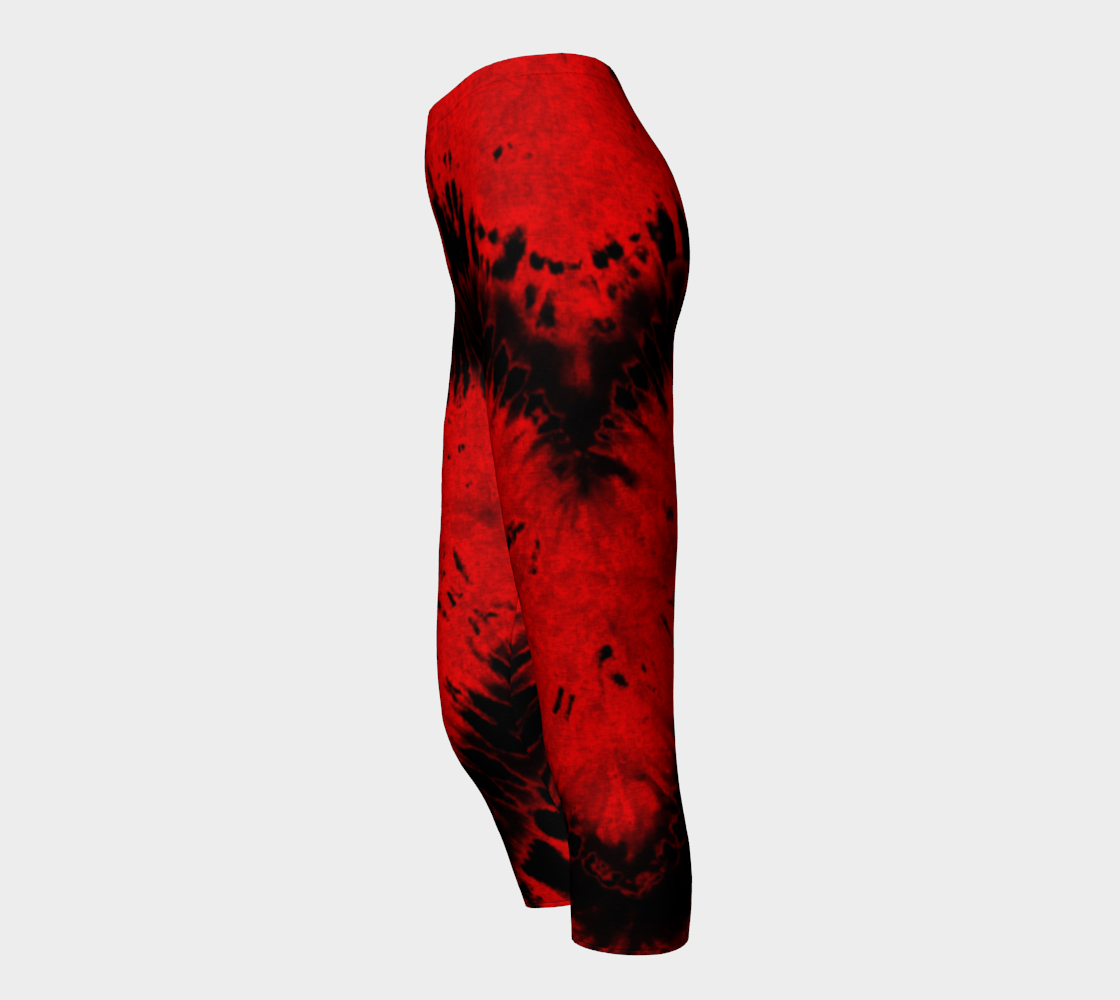 Red Black Heart Capri Leggings preview #3