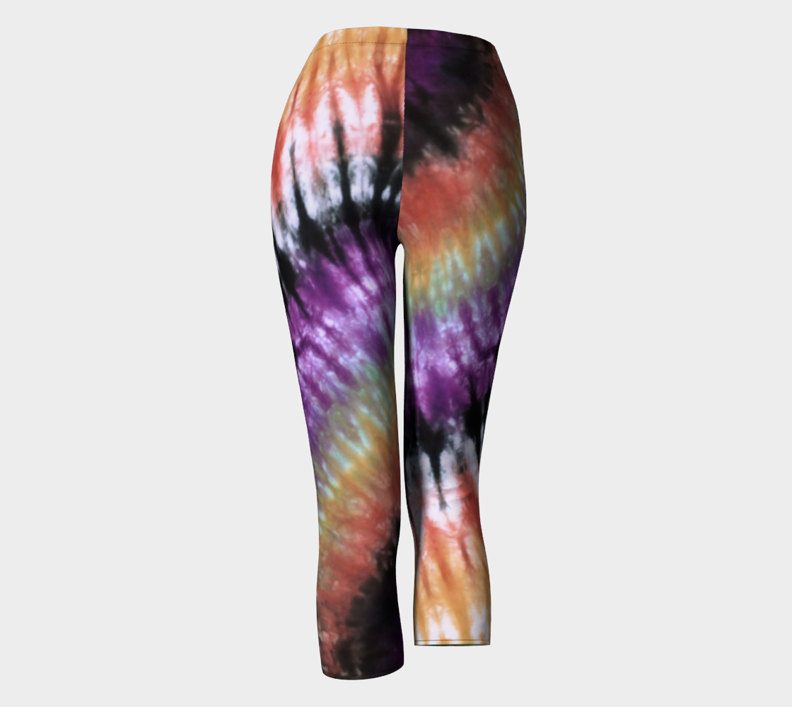 Half Circle Capri Leggings preview #4