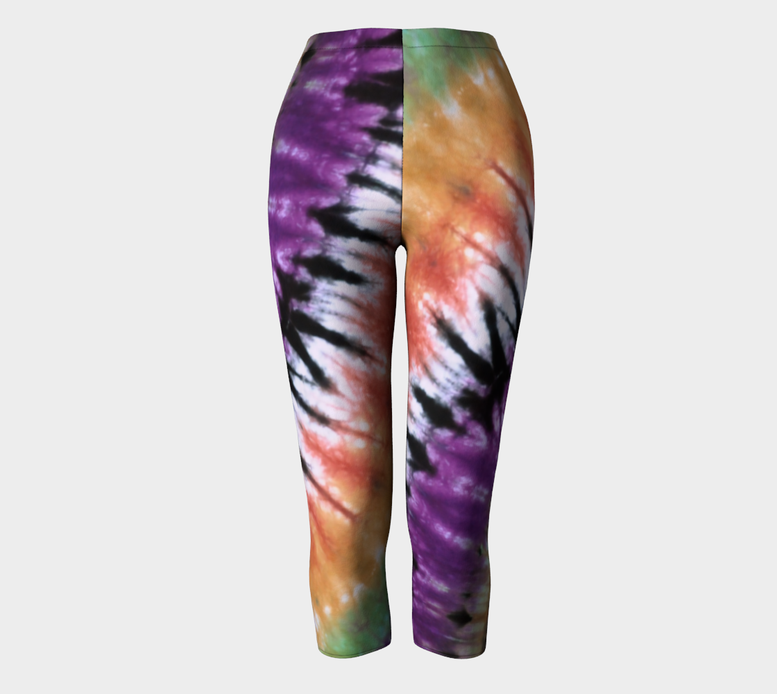 Half Circle Capri Leggings preview #2