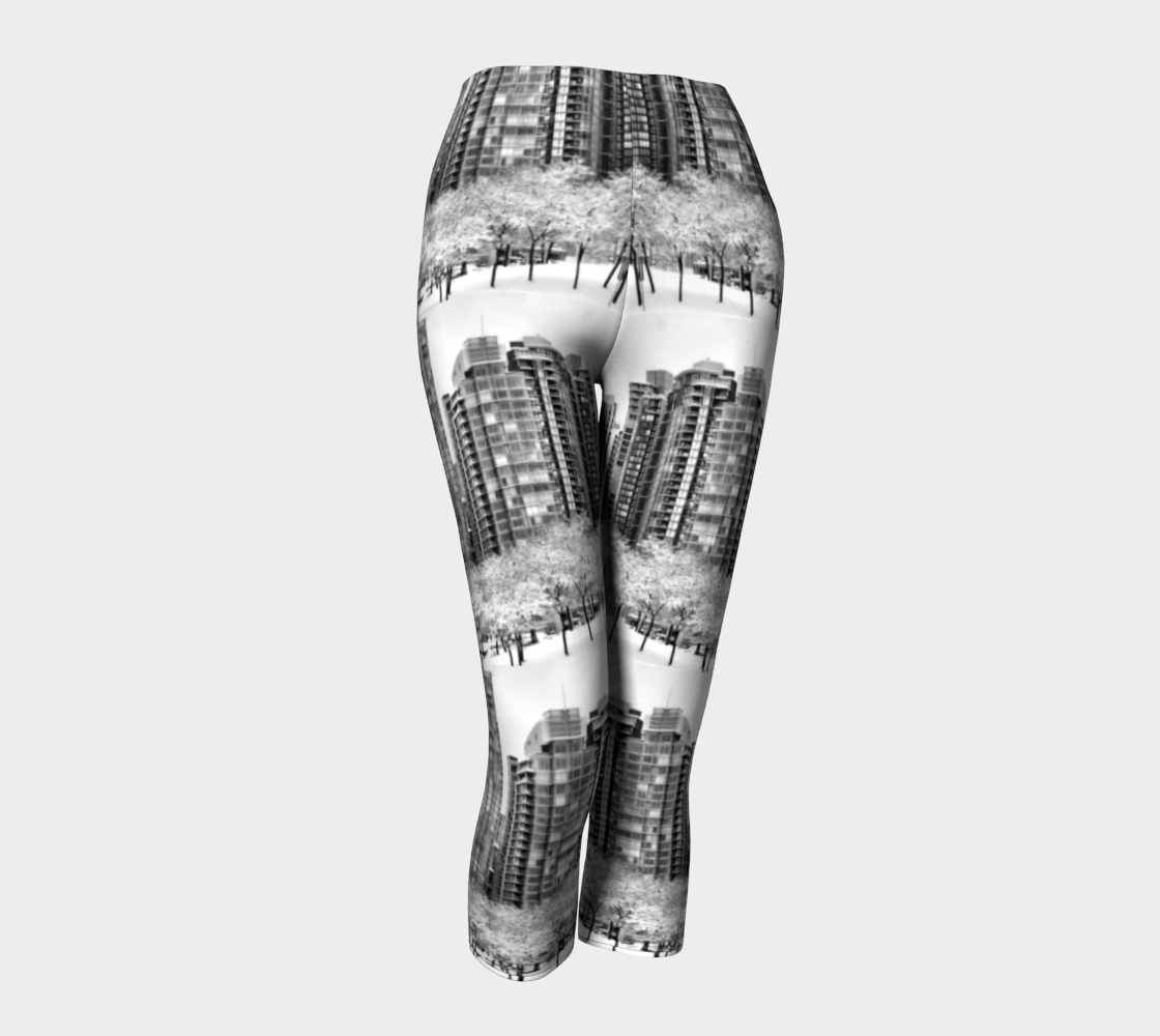 Snow In The City Capris preview #1