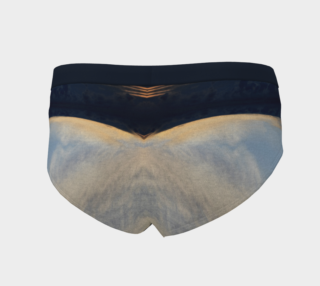 briefs_protruding_intrusion_no_pouch preview #4