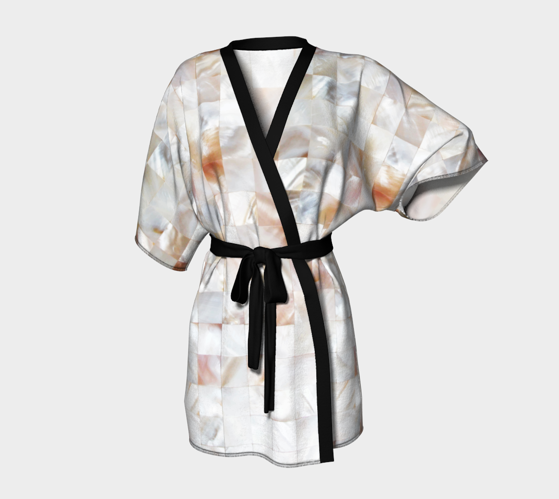 Aperçu de Mother of Pearl, Exotic Tiles Photography, Neutral Minimal Geometrical Graphic Design Kimono Robe