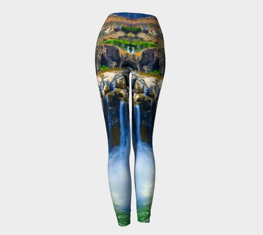 Fantasy Falls Leggings preview #4