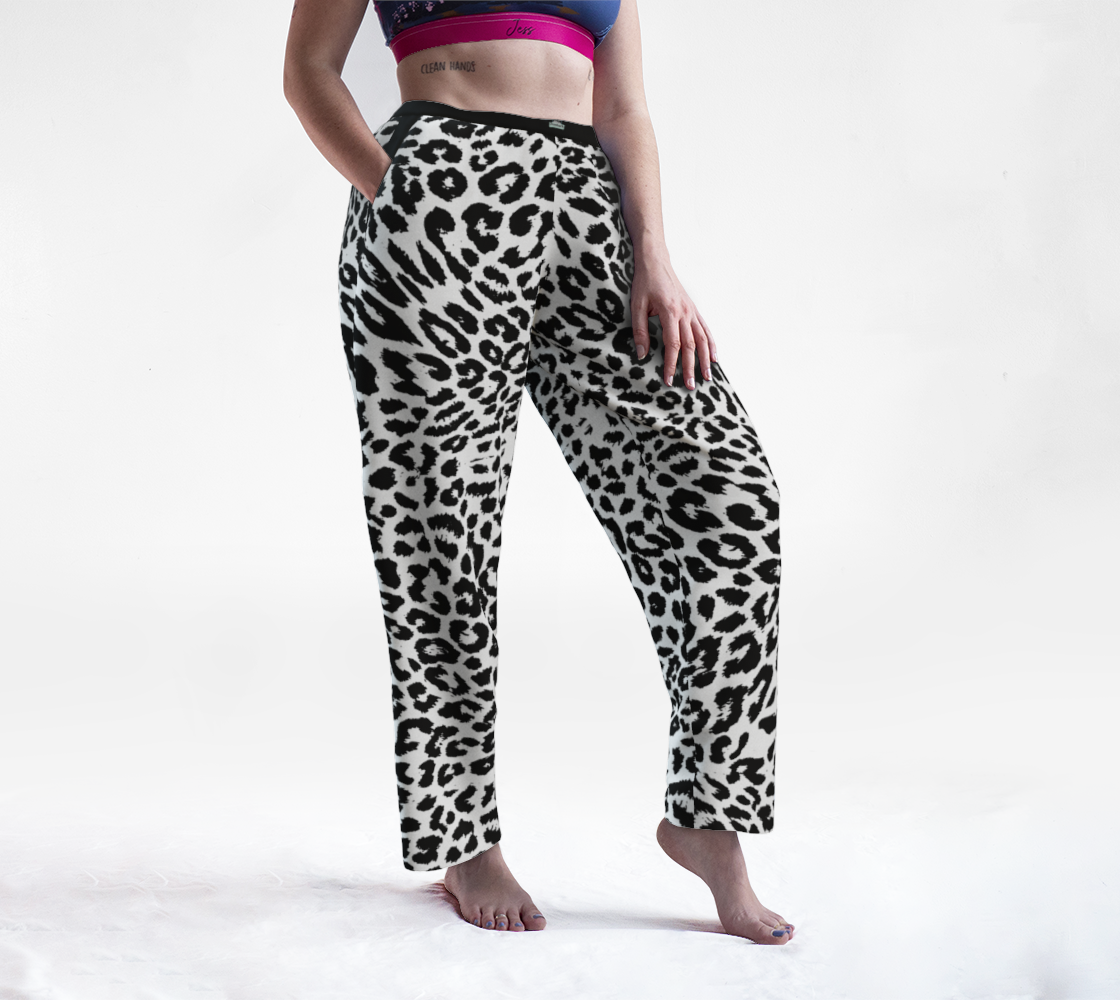 Lounge Pants BW Leopard 3D preview