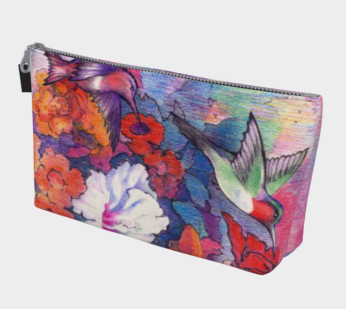 Suzanne"s hummingbird makeup bag preview #1