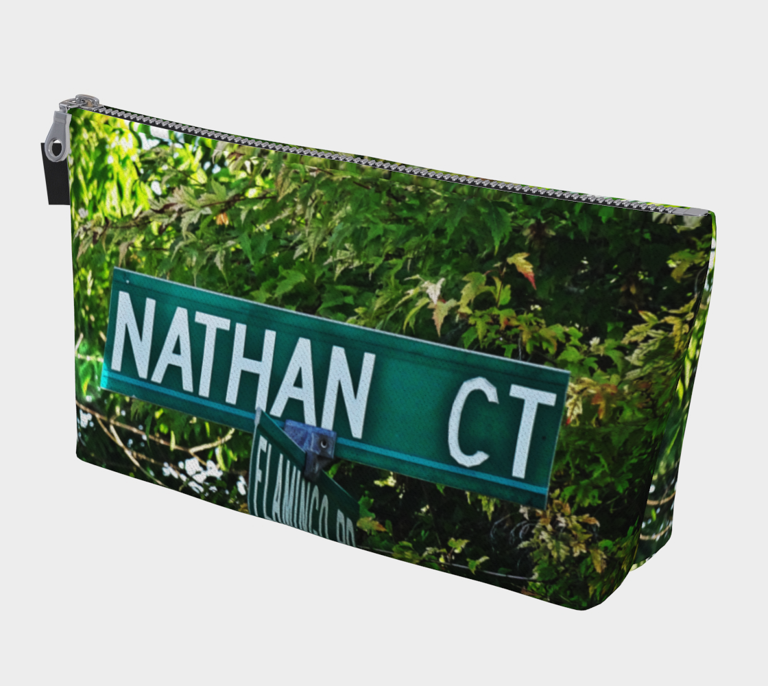Nathan Ct   Makeup bag  preview