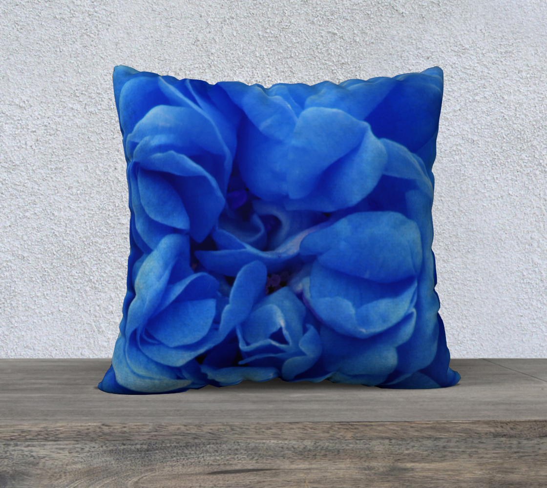 Blue Rose Pillow 22 160626a preview