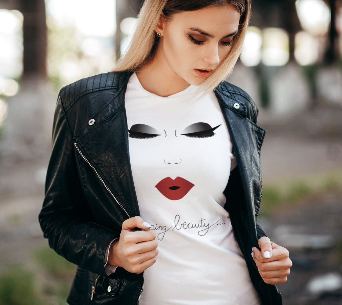 Aperçu de Sleeping Beauty Women's Tee #2