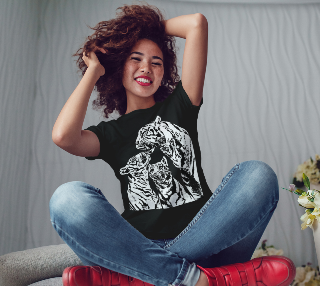 tiger and cubs t shirt preview #3