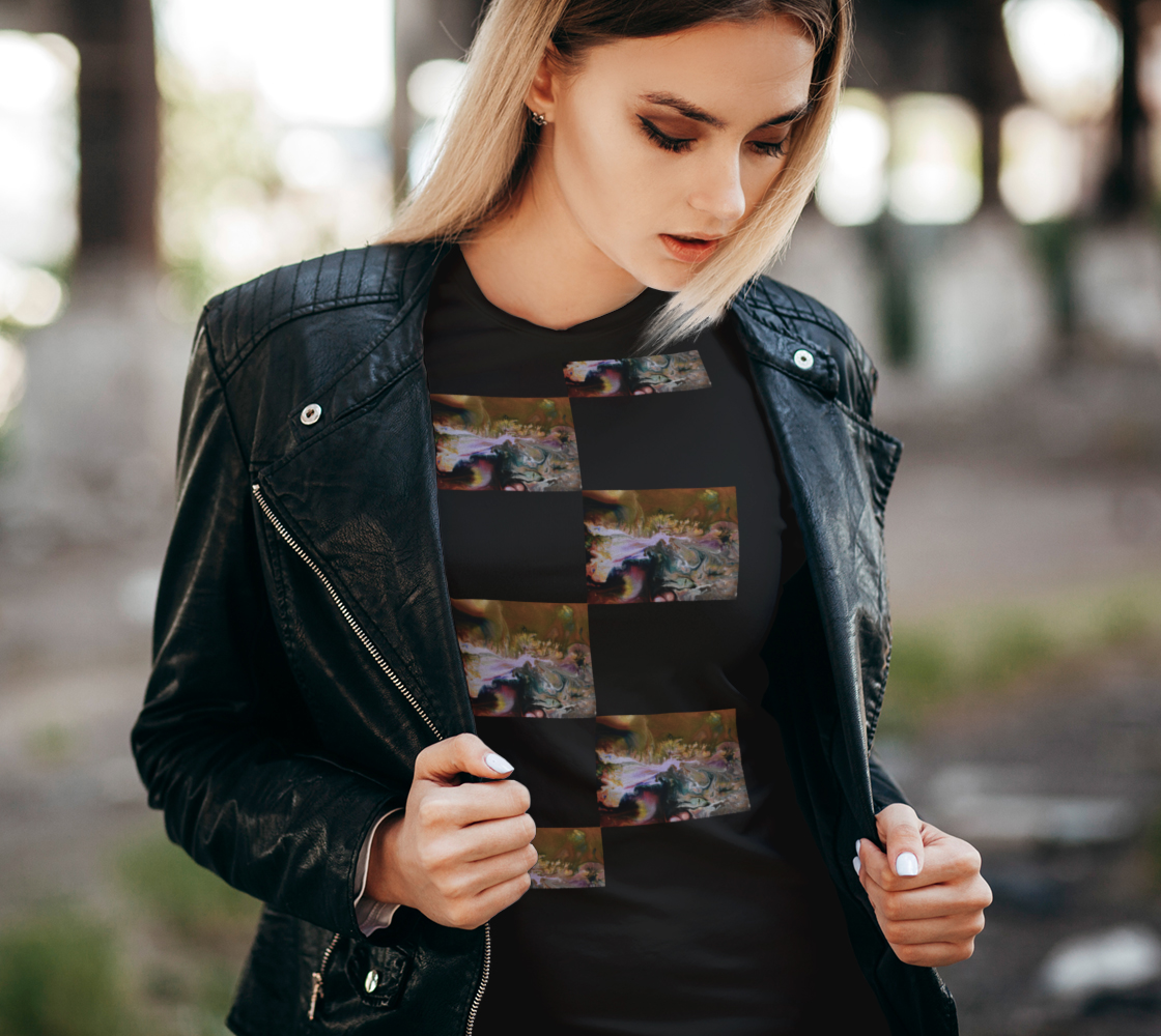 Aperçu de Golden Flowers Bella Tshirt #2