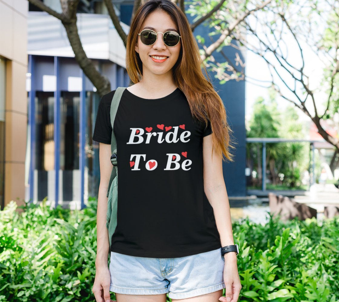 Aperçu de Bride to Be with Red Hearts, White Font T-Shirt