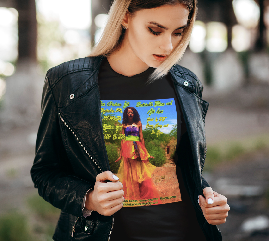 Aperçu de LIMITED EDITION: Urban Couture Life: Sustainable Fashion and Art Show TShirt #2