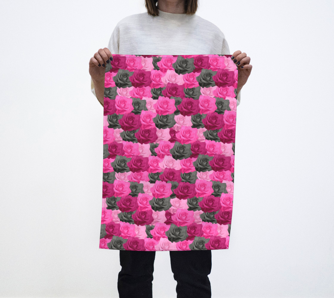 Aperçu de Pink Roses Tea Towel
