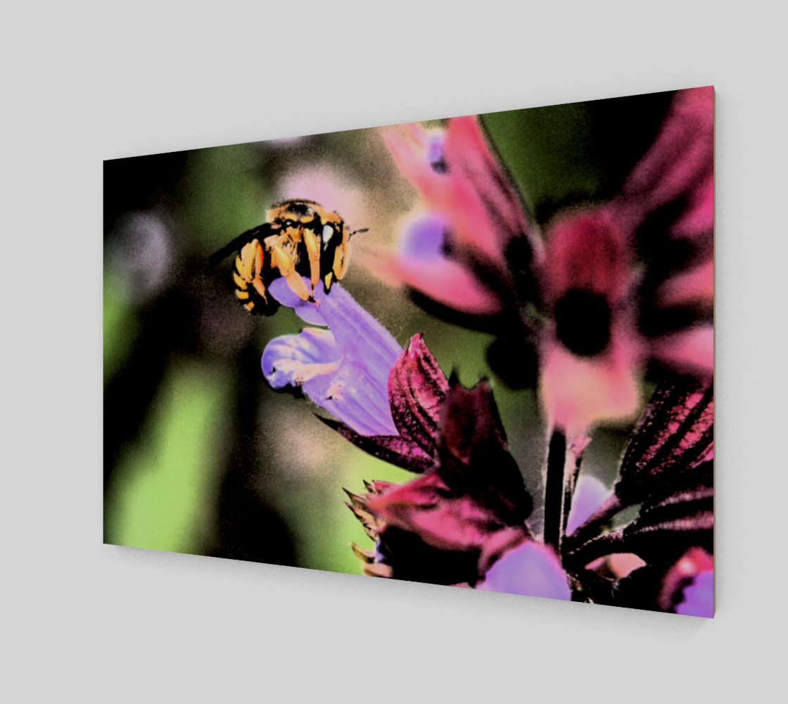 Aperçu de Bee and Flower Wood Print #2