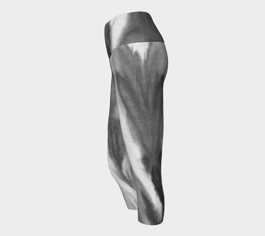 Black and White Chevron Yoga Capri preview #2