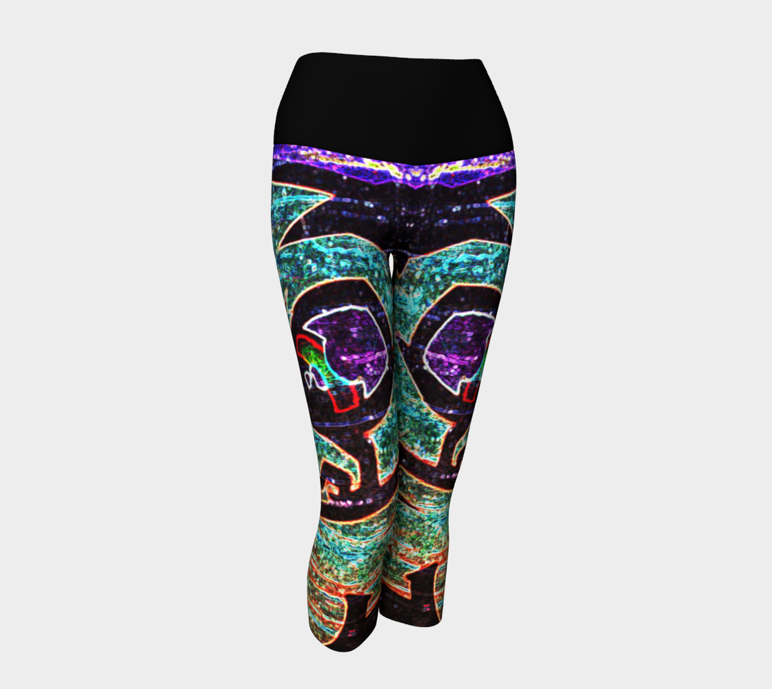 Graffiti 7 Yoga Capris preview #1