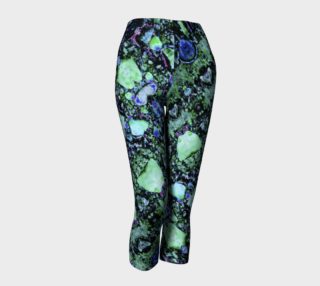 “Asteroids”:Green Yoga Legging Capris for Everyday preview