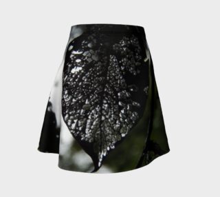 Aperçu de Beauty in the Dark Flare Skirt