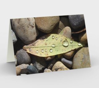 Aperçu de Green Leaf with Water Droplets Card