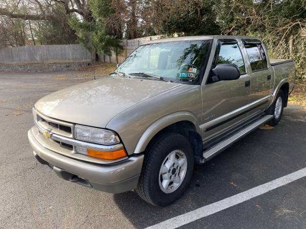 2004 Chevy S10 Crew Cab 4x4 Pickup Low Miles - $3900 (Narberth) | Cars ...