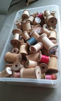 WOODEN spools of thread - VINTAGE - Star, American Thread, J&P