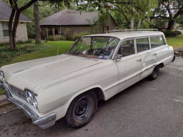 Photo 1964 Impala Wagon - $6,000 (Austin)