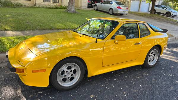 Photo 1984 Porsche 944 - $9,000 (183  McNeil)