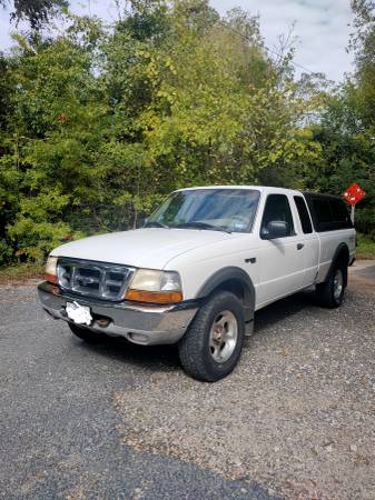 Photo 1999 Ford Ranger XLT 4x4 - $4,000 (Austin)