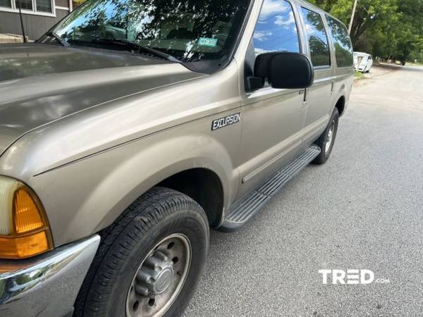 Photo 2000 Ford Excursion - $11,000 (_Ford_ _Excursion_ _SUV_)