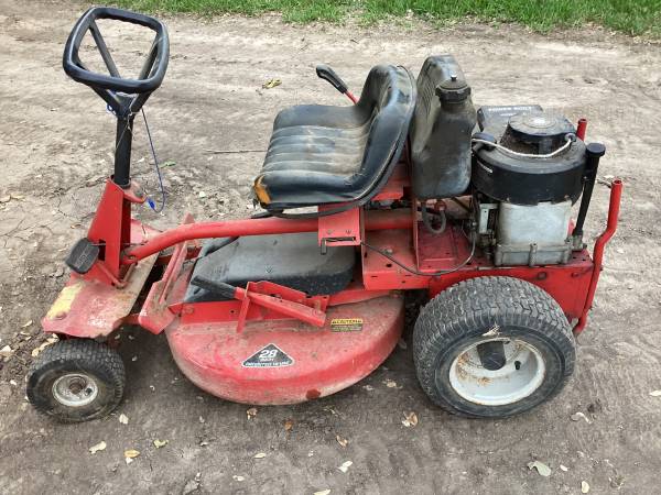 SNAPPER 28” REAR ENGINE RIDER RIDING MOWER $200 | General Items ...