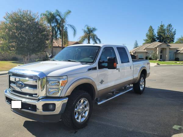 Photo 2012 Ford F250 Super Duty Crew Cab, Lariat Pickup 4D 6 34 ft, 6 pack - $35,500 (Bakersfield)
