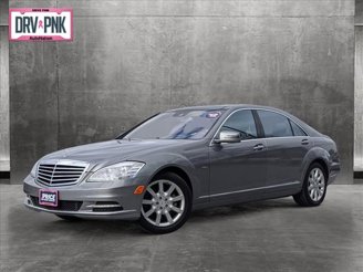 Photo Used 2012 Mercedes-Benz S 550 4MATIC for sale