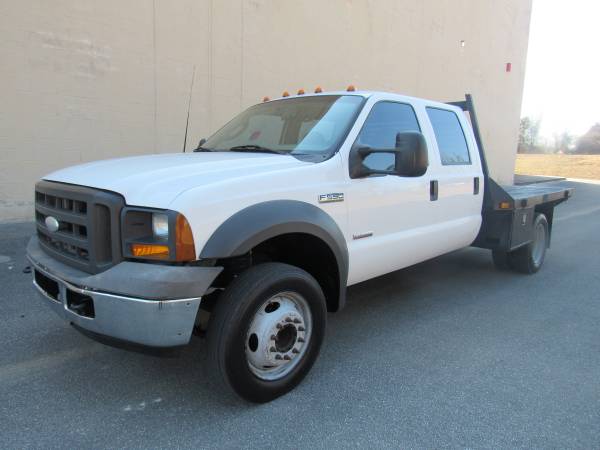 Photo 2005 FORD SD F550 XL  FLAT BED  CREW CAB  DUALLY  DIESEL  - $20,995 (NO DOC FEES)