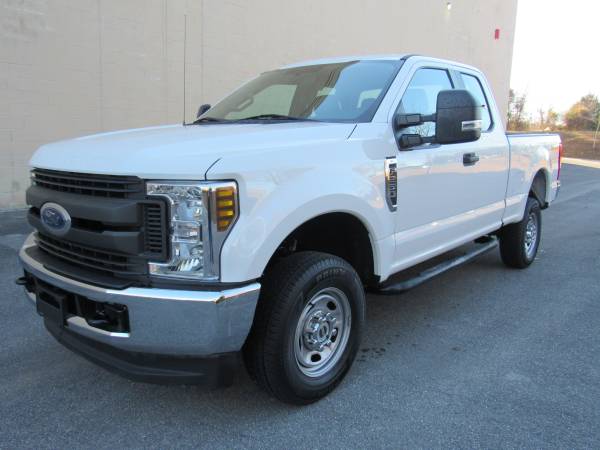 Photo 2018 FORD F250 SD  EXTENDED CAB  4X4  1 OWNER  - $30,995 (NO DOC FEES)