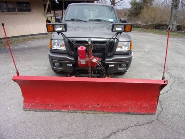 Photo 2005 4x4 Ford Ranger Edge with Western plow - $3,650 (N. E. PA)