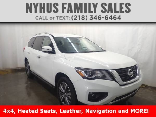Photo 2020 Nissan Pathfinder SL - $26,000 (Delivery Available)