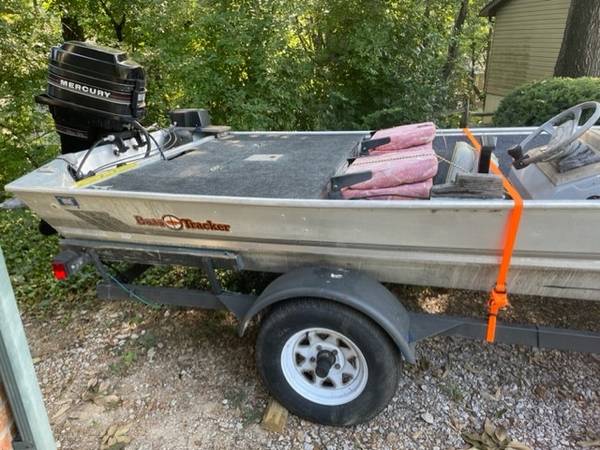 Bass Tracker Boat $3,750 | Boats For Sale | Carbondale, IL | Shoppok