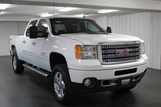 Photo Used 2014 GMC Sierra 2500 Denali w Suspension Package, Off-Road for sale