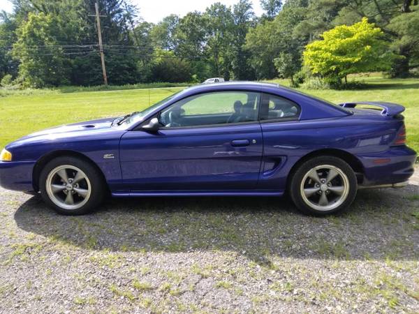 Photo 1995 Mustang GT Hatchback - $7,000 (Middletown, NY)
