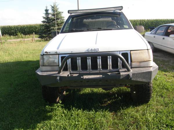 Photo 1994 Jeep Grand Cherokee Lerado - $5,000 (Trufant)