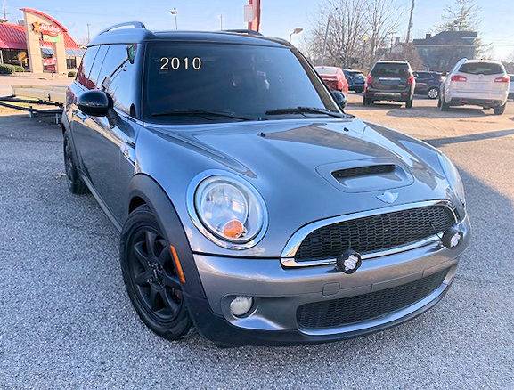 Photo 2010 MINI Cooper Clubman 2dr Cpe S-Local Trade-Leather-Roof-Automatic - $8,997 (We Finance Banks-Credit Union-Nation Wide Financing)