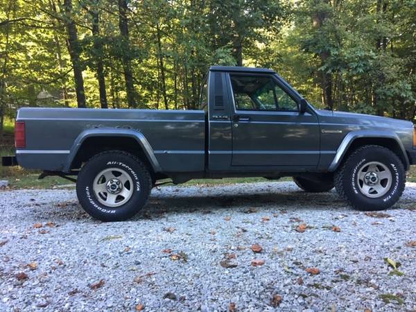 Jeep comanche mj