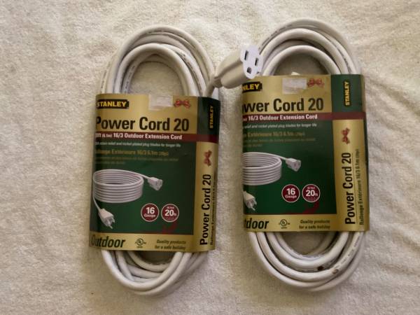 Photo Lot of 2 - New Stanley 20 foot outdoor extension power cords $20